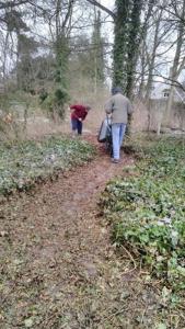 Another barrow of woodchip to enhance the woodland walk.